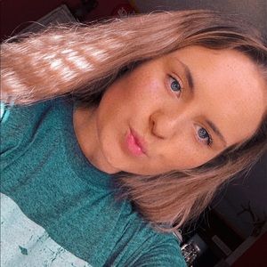 Meet your Posher, Haley